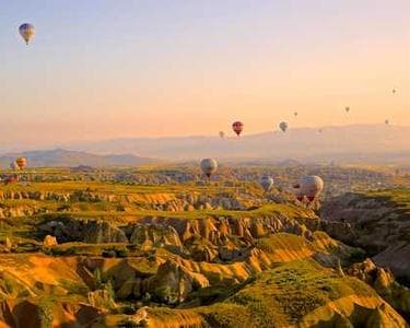 Tổ Chức Hội Nghị Khách Hàng